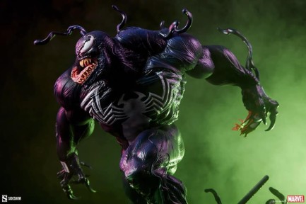 Sideshow Collectibles - Sideshow Collectibles Venom Premium Format Figure 300796 - Marvel Comics / Symbiote Collection