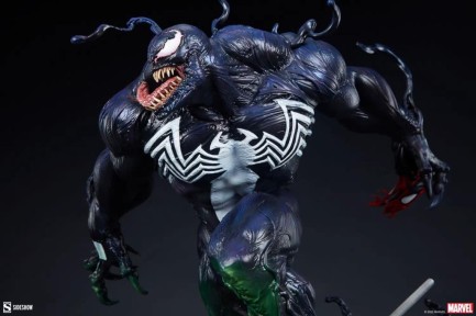 Sideshow Collectibles Venom Premium Format Figure 300796 - Marvel Comics / Symbiote Collection - Thumbnail