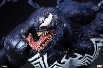 Sideshow Collectibles Venom Premium Format Figure 300796 - Marvel Comics / Symbiote Collection - Thumbnail