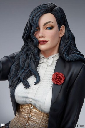 Sideshow Collectibles Zatanna Premium Format Figure - 300802 - DC Comics / Zatanna Zatara / “Gnirb emoh eht cigam” - Thumbnail