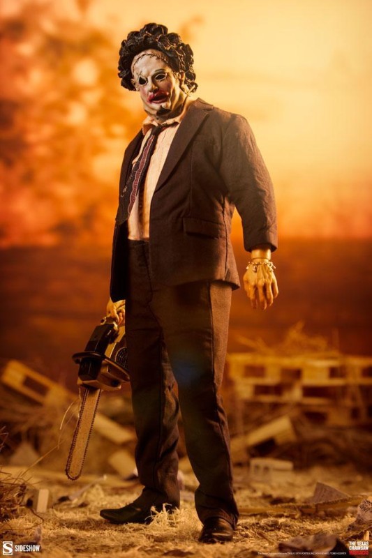 Sideshow Collectibles Leatherface Deluxe Sixth Scale Figure - 100399 - Horror Series / The Texas Chainsaw Massacre (1974)