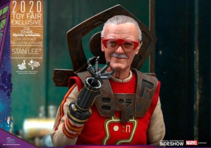 Hot Toys Stan Lee Barber Exclusive Sixth Scale Figure MMS570 - Thumbnail