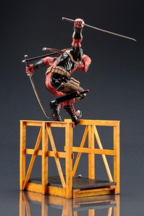 Kotobukiya Super Deadpool ArtFX Statue - Thumbnail