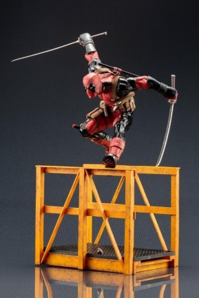 Kotobukiya Super Deadpool ArtFX Statue - Thumbnail