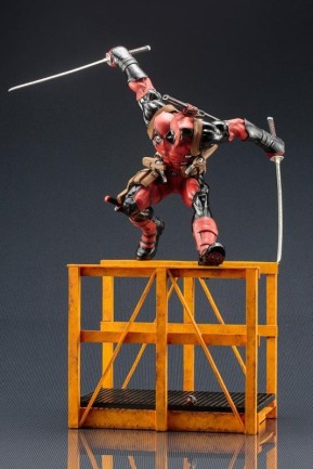 Kotobukiya Super Deadpool ArtFX Statue - Thumbnail