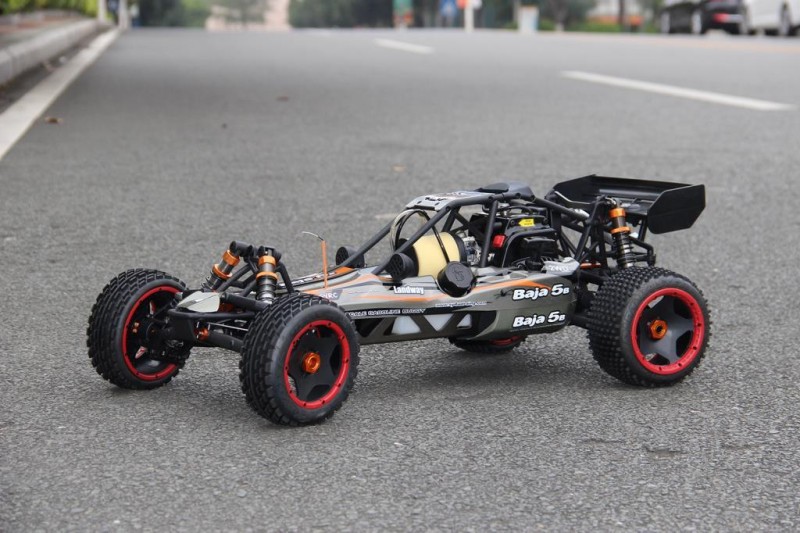 SY RACING 1/5 Baja 5B 30.5CC RTR Kurşunsuz Benzinli Uzaktan Kumandalı RC Arazi Model Araba 80+kmh 75CM Uzunluk Offroad Gri (Kullanıma Hazır)