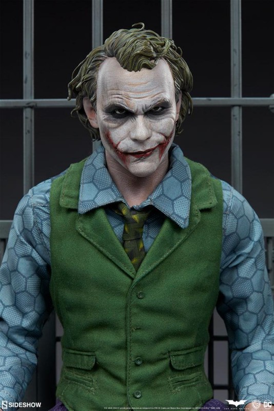 Sideshow Collectibles The Joker Exclusive Premium Format Figure 3007171 DC Comics / The Dark Knight ( TDK ) Heath Ledger