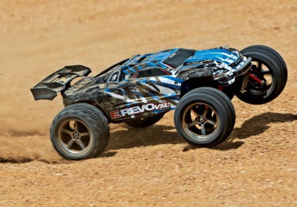 Traxxas E-Revo VXL 1/16 4WD Brushless RTR Truck Elektrikli Rc Model Araba TQi & TSM Mavi ( Batarya ve Şarj Aleti Dahil ) - Thumbnail