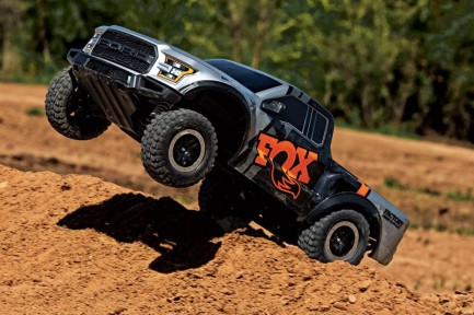 Traxxas 2017 Ford Raptor RTR Slash 1/10 2WD Truck & TQ Kumandalı Elektrikli Rc Model Araba Fox ( Batarya ve Şarj Aleti Dahildir ) - Thumbnail