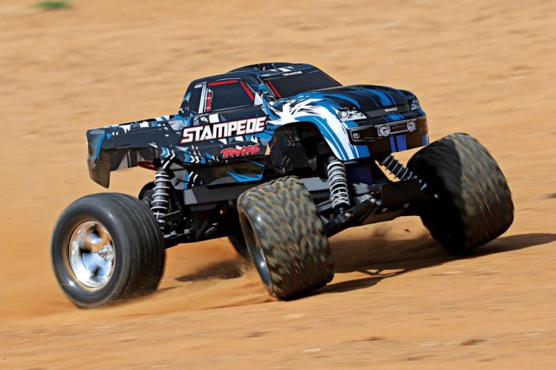 Traxxas Stampede 1/10 RTR Monster Truck Rc Model Araba 2WD w/XL-5 & TQ Kumanda 2.4Ghz Mavi (Batarya ve Şarj Aleti Dahildir)