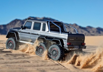 Traxxas TRX6 Mercedes-Benz G63 AMG 6X6 1/10 Trail Crawler Truck TQi Elektrikli Rc Model Araba Siyah - Thumbnail