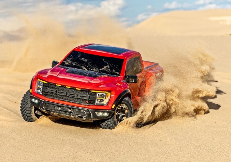 Traxxas Ford F-150 Raptor 4X4 VXL 4WD Elektrikli Rc Model Araba Arazi Offroad Brushless RTR 1/10 With 2.4Ghz Kumanda Kırmızı