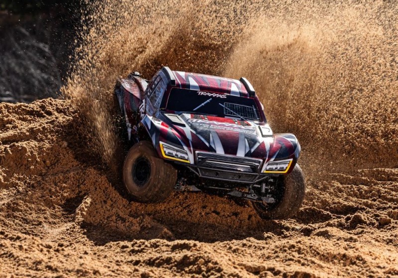 Traxxas Maxx Slash 6S 1/10 RTR 4X4 Brushless Short Course Truck w/TQi 2.4GHz Elektrikli Uzaktan Kumandalı Rc Model Araba & Link Module Kırmızı