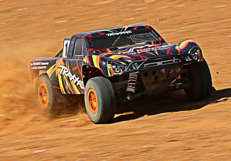 Traxxas Slash 4X4 RTR 4WD Brushed Short Course 1/10 TQ Elektrikli Rc Model Araba Turuncu ( Batarya ve Şarj Aleti Dahil )