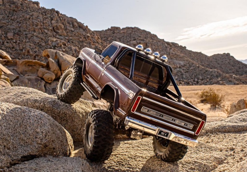 Traxxas TRX-4 1/10 F-150 Ranger XLT High Trail Edition RC Rock Crawler w/TQi 2.4GHz Elektrikli Rc Model Araba Offroad Kahverengi