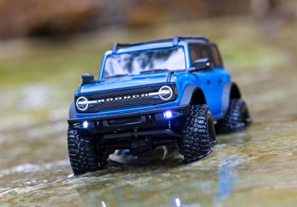 Traxxas TRX-4M 1/18 Rock Crawler Ford Bronco Elektrikli RC Model Araba w/TQ 2.4Ghz Kumanda Mavi (Batarya ve Şarj Aleti Dahildir) - Thumbnail