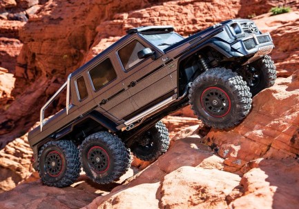 Traxxas TRX-6 Mercedes-Benz G63 AMG 6X6 1/10 Trail Crawler Truck TQi Elektrikli Rc Model Araba Gümüş - Thumbnail