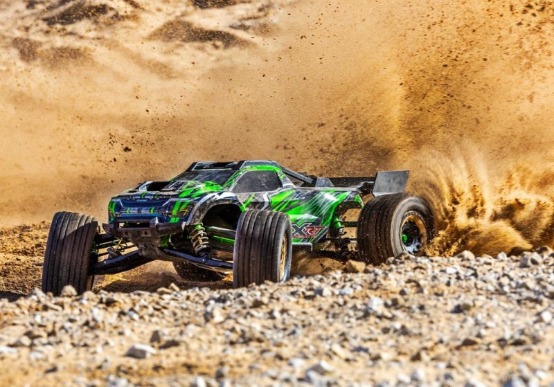 Traxxas XRT Ultimate 24'' Limited Edition 4WD Brushless VXL 4X4 Race Truck Elektrikli Rc Model Araba RTR TQi Yeşil