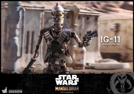 Hot Toys IG-11 Sixth Scale Figure 905332 - The Mandalorian - Television Masterpiece Series - Thumbnail